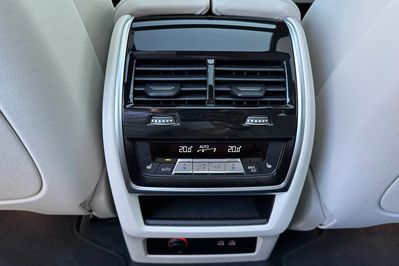 BMW X7 M60i xDrive mHEV sport-aut