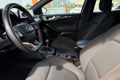 Ford Focus 1.0 EcoBoost ST-Line X