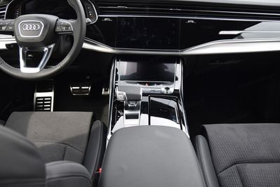 Audi Q8 TFSI e quattro