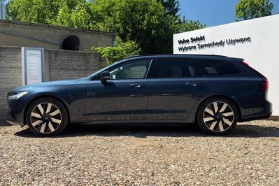 Volvo V90 T8 AWD Plug-In Hybrid Plus Dark
