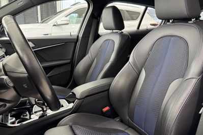 BMW Seria 1 118i M Sport