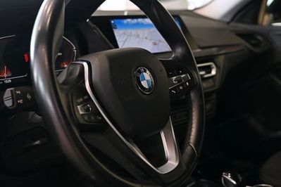 BMW Seria 2 Gran Coupe 218d Sport Line