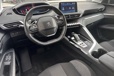 Peugeot 3008 Active Pack  1.2 PureTech S&S EAT8