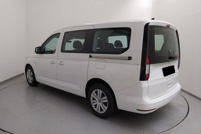 Volkswagen Caddy osobowy L2H1 TDI DSG