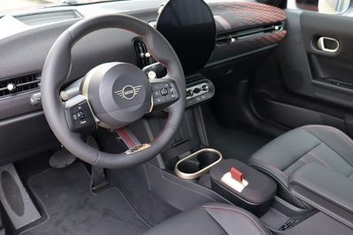 Mini Cabrio Cooper S John Cooper Works