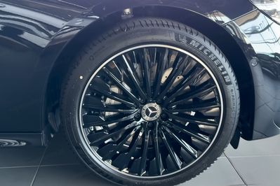 Mercedes E Klasa 200 4-Matic AMG