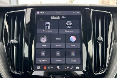 Volvo XC60 B5 B AWD Plus Dark