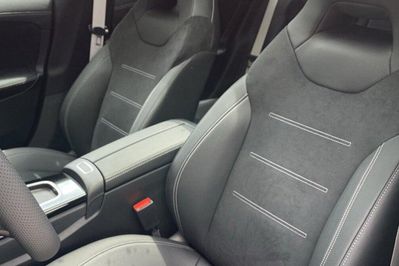 Mercedes A Klasa 220 4-Matic AMG Line