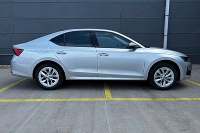 Skoda Octavia Selection 1.5 TSI mHEV DSG