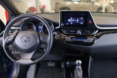 Toyota C-HR 1.8 Hybrid GR Sport