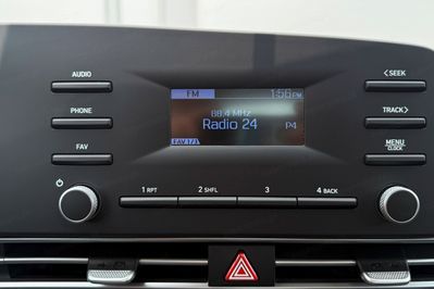 Hyundai Elantra 1.6 Modern CVT