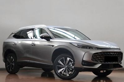 MG HS 1.5T HEV+ Excite aut