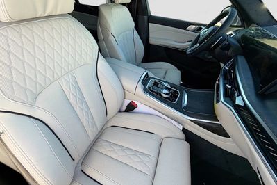 BMW X7 M60i xDrive