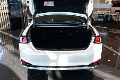 Lexus ES 300h Prestige