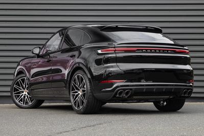 Porsche Cayenne Coupe Black Edition