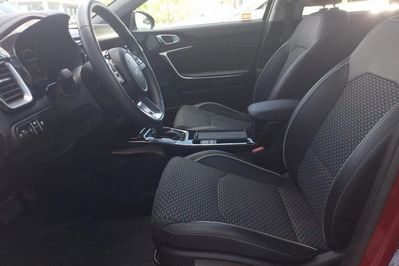 Kia XCeed T-GDI Business Line DCT