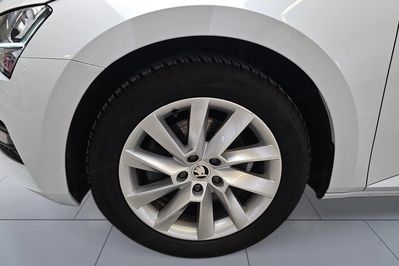 Skoda Superb 2.0 TDI SCR Ambition DSG