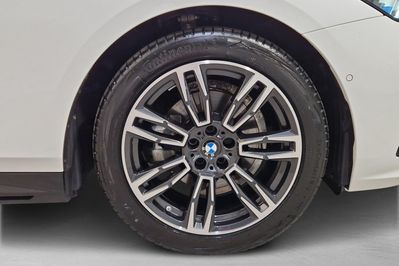 BMW Seria 5 520d xDrive mHEV aut