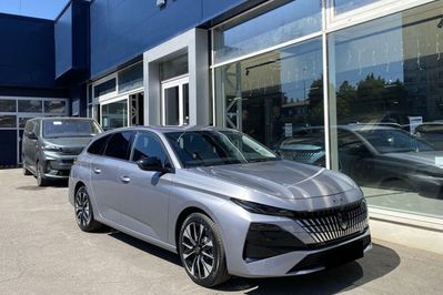 Peugeot 308 Allure EAT8 1.5 BlueHDi