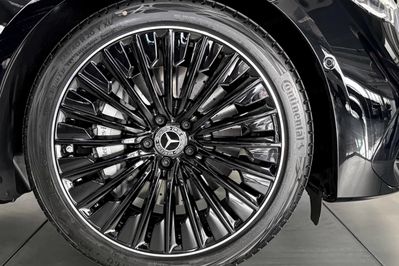 Mercedes Klasa E 220 d 4-Matic AMG