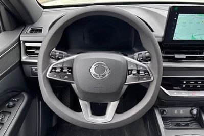 SsangYong Musso Grand 2.2 e-XDi Joy 4WD