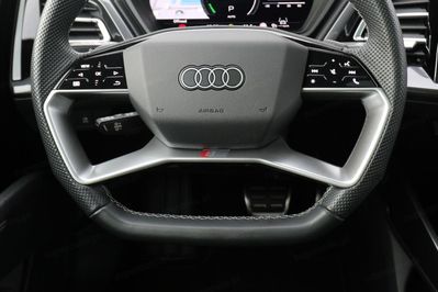 Audi Q4 e-tron 45 S Line