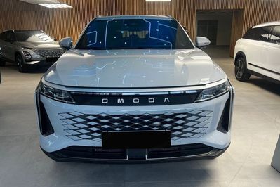 Omoda 9 1.5 Super Hybrid Exclusive AWD