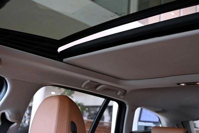 BMW Seria 3 318i aut