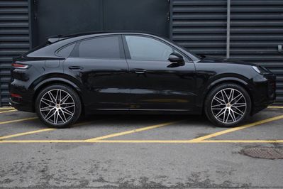 Porsche Cayenne Coupe Black Edition