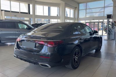 Mercedes Klasa E 220 d  4-Matic AMG