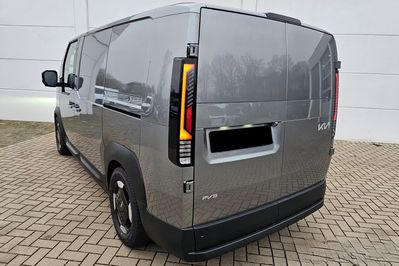 Kia PV5 71.2kWh L2H1