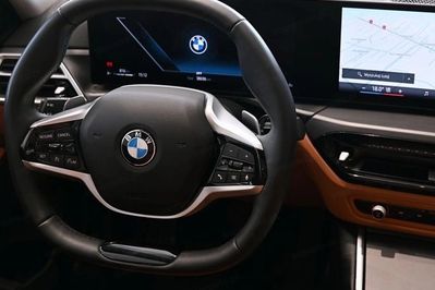 BMW Seria 3 318i aut