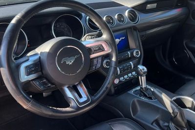 Ford Mustang 5.0 V8 GT aut