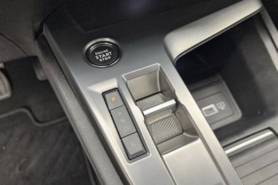 Peugeot 308 Active Pack 1.6 Hybrid e-EAT8