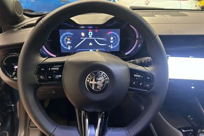 Alfa Romeo Junior 1.2 Ibrida Ti