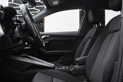 Audi A3 35 TFSI mHEV S tronic
