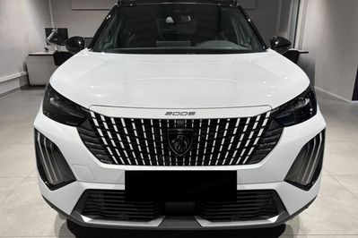Peugeot 2008 GT e-DCS 1.2 mHEV