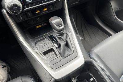 Toyota RAV4 Selection 2.5 Hybrid
