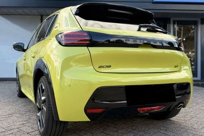 Peugeot 208 GT eDCS 1.2 mHEV