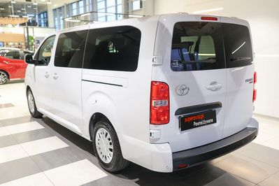 Toyota Proace Verso Long L2H1 Business