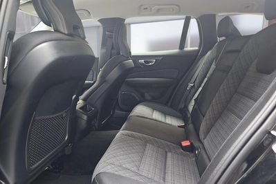Volvo V60 B4 B Core