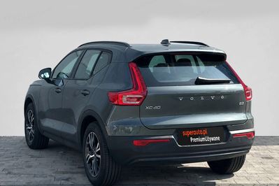 Volvo XC40 B3 Plus Dark aut