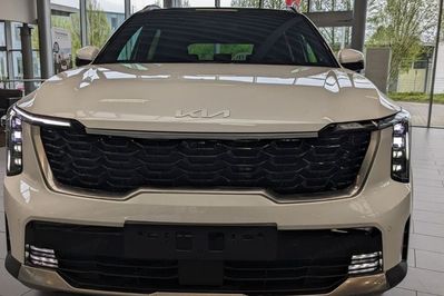 Kia Sorento 2.2 CRDi Prestige Line AWD DCT 6os.