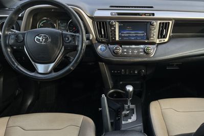 Toyota RAV4 Hybrid Selection 4x4