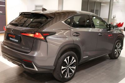 Lexus NX 300h F Impression AWD