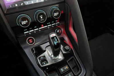 Jaguar F-Type R-Dynamic