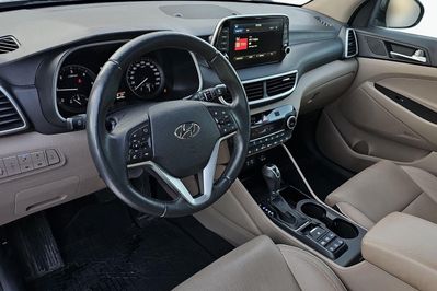 Hyundai Tucson CRDi Premium 4WD