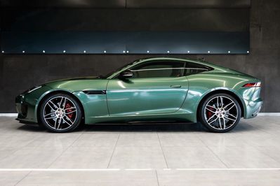 Jaguar F-Type 2.0 Turbo Chequered Flag aut