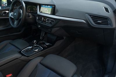 BMW Seria 2 218i Gran Coupé
