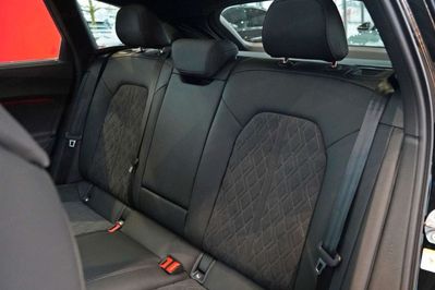 Audi A5 e-Hybrid quattro Avant